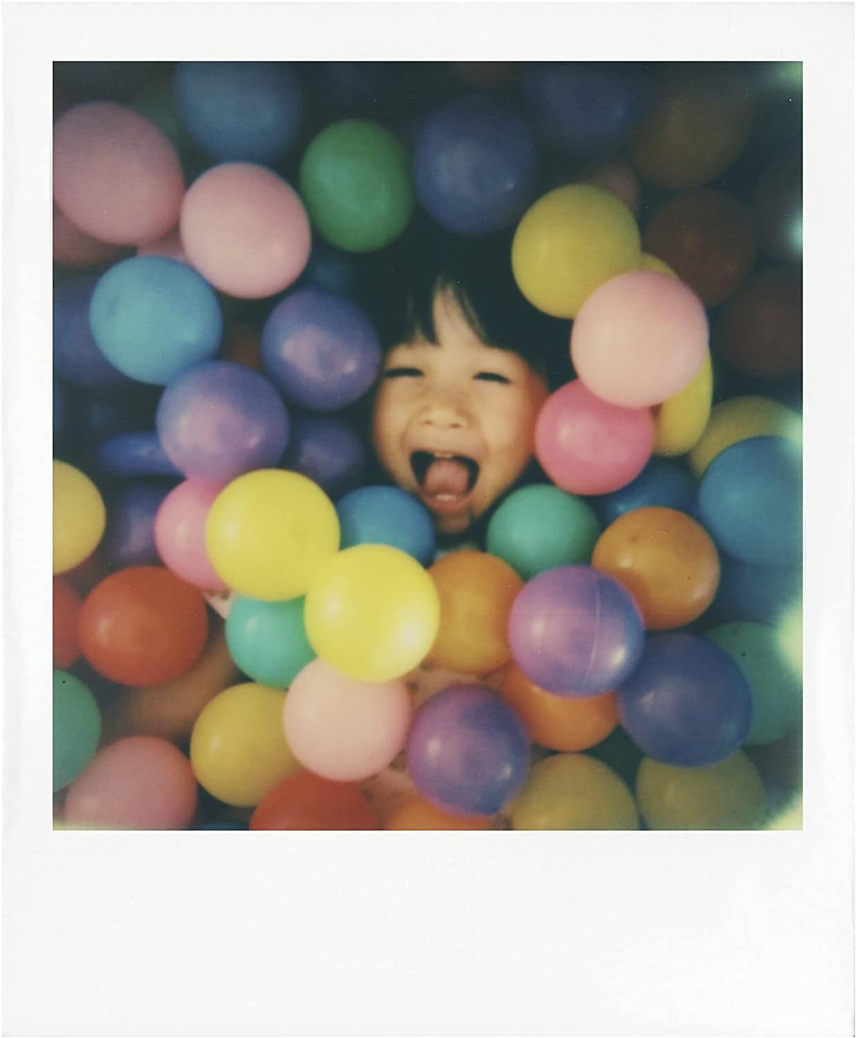 Polaroid 636 CL Compact Camera-Instant (Renewed)
