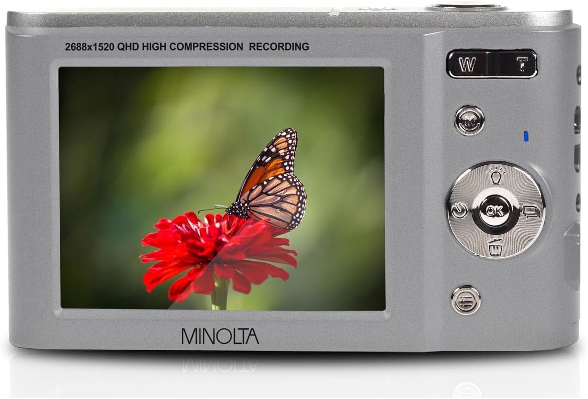 Minolta MND20 44 MP 2.7K Ultra HD Digital Camera with Slinger Camera case (Silver)