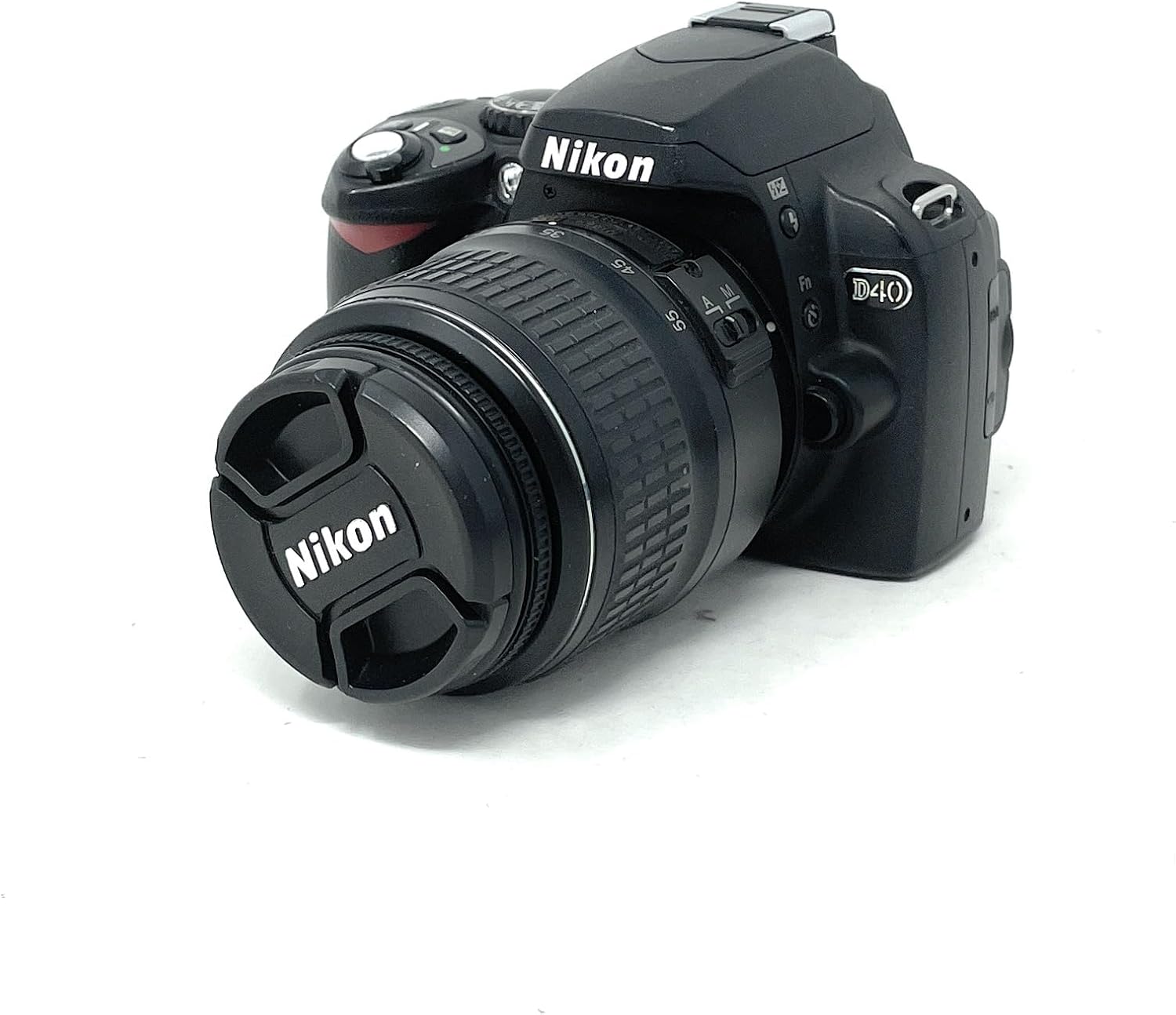 Nikon D40 6.1MP Digital SLR Camera Kit with 18-55mm f/3.5-5.6G ED II Auto Focus-S DX Zoom-Nikkor Lens