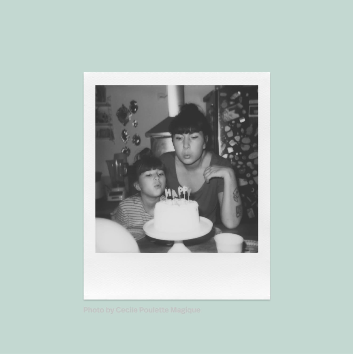 Spirit 600CL – Polaroid Instant Camera
