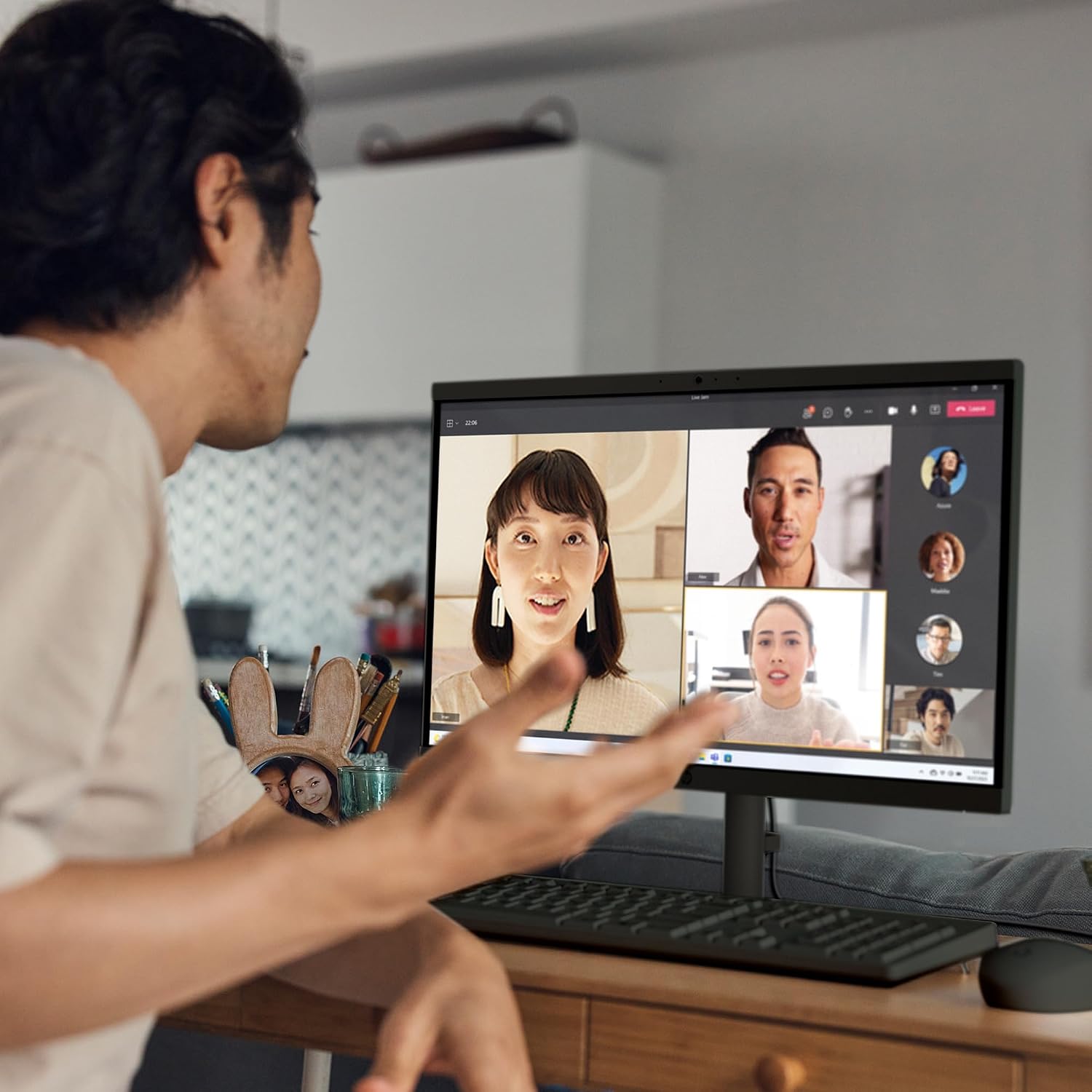 HP 22 inch All-in-One Desktop PC, FHD Display, Intel N100, 8 GB RAM, 256 GB SSD, Intel UHD Graphics, Windows 11 Home, 22-dg0020 (2024)