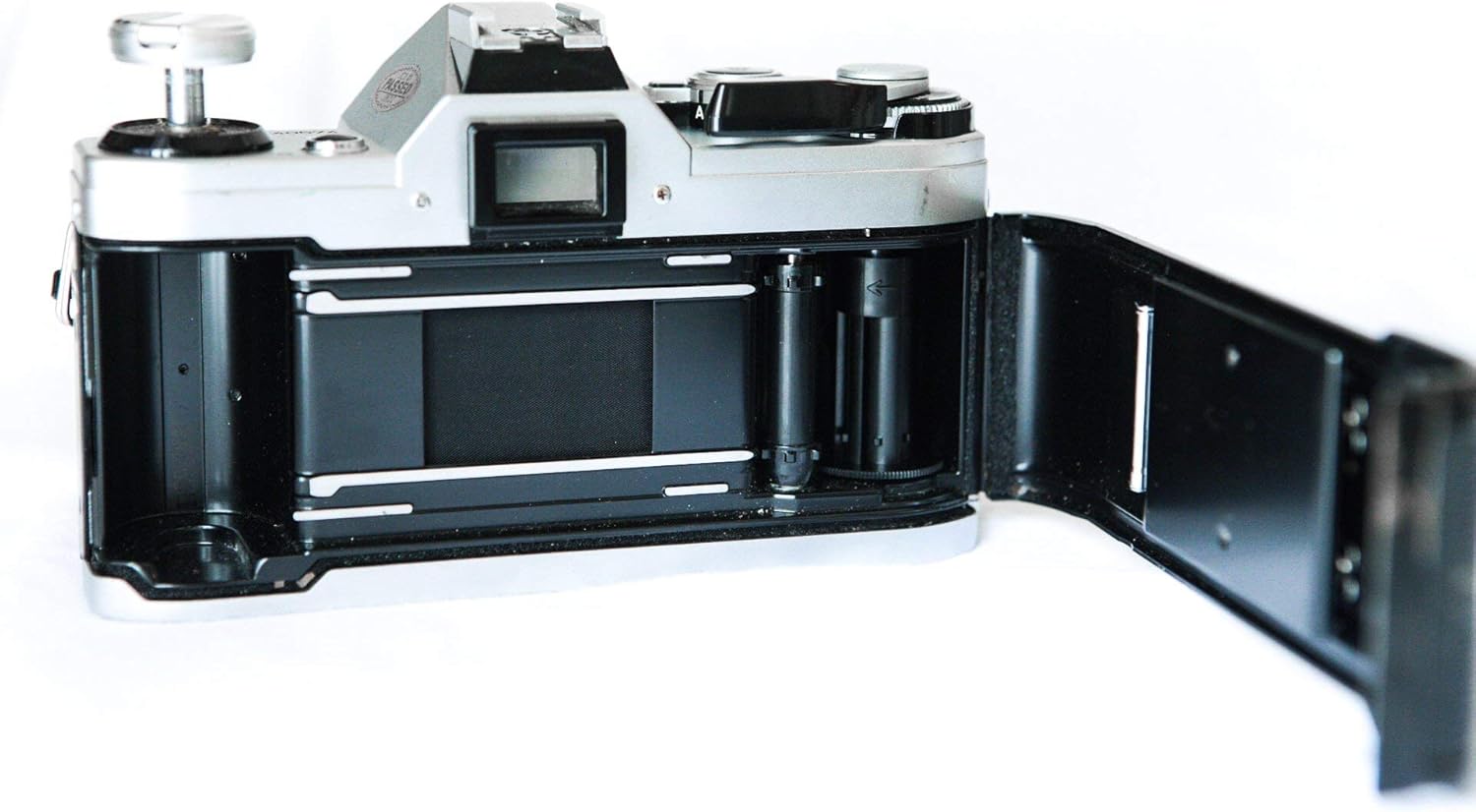 Vintage Canon AE-1 35mm SLR Camera with 50mm 1:1.8 Lens (Renewed)