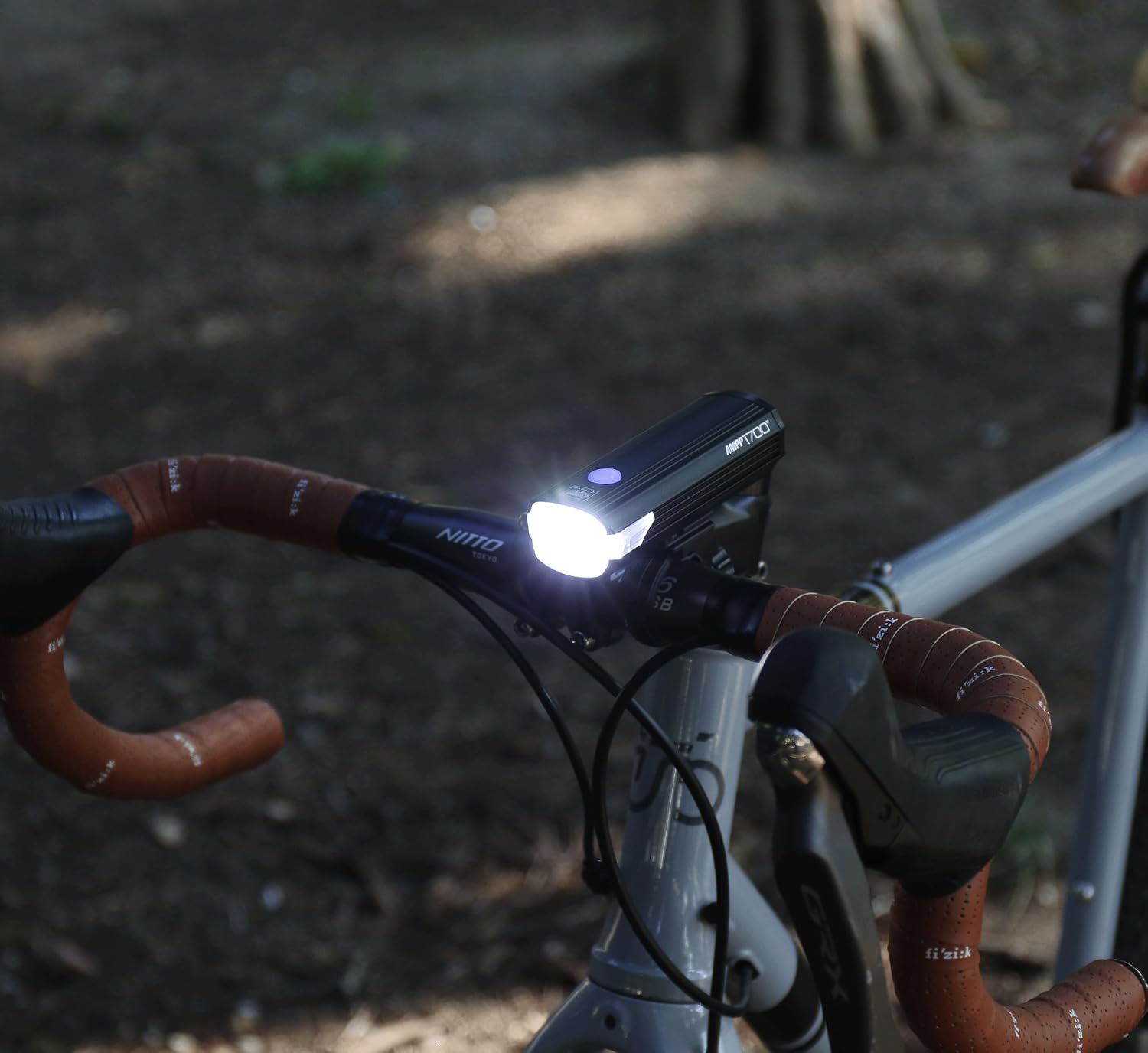 CATEYE AMPP USB Rechargeable Bike Light – High Visibility Super Bright OptiCube™ Headlight for Commuters, Road Cyclists & Mountain Bikers, Day & Night Riding Modes, IPX4 Waterproof, Tough & Durable