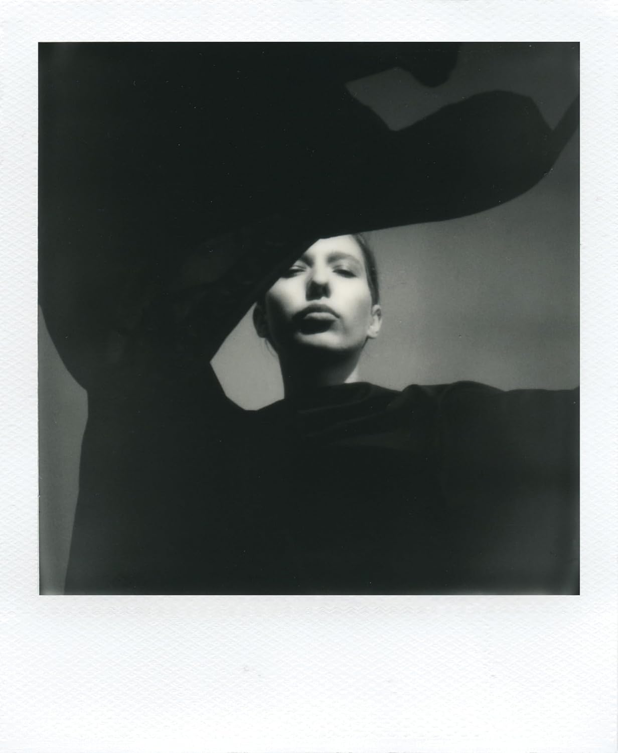 Polaroid B&W Film for I-Type 12 Pack, 96 Photos (6090)
