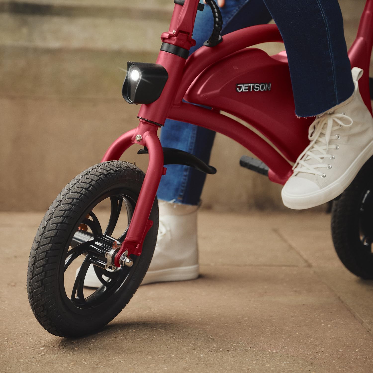 Jetson Bolt Electric Bike, Foot Pegs, Easy-Folding, Built-in Carrying Handle, Twist Throttle, Cruise Control, Up to 15.5 MPH, Range Up to 15 Miles, Ages 13+