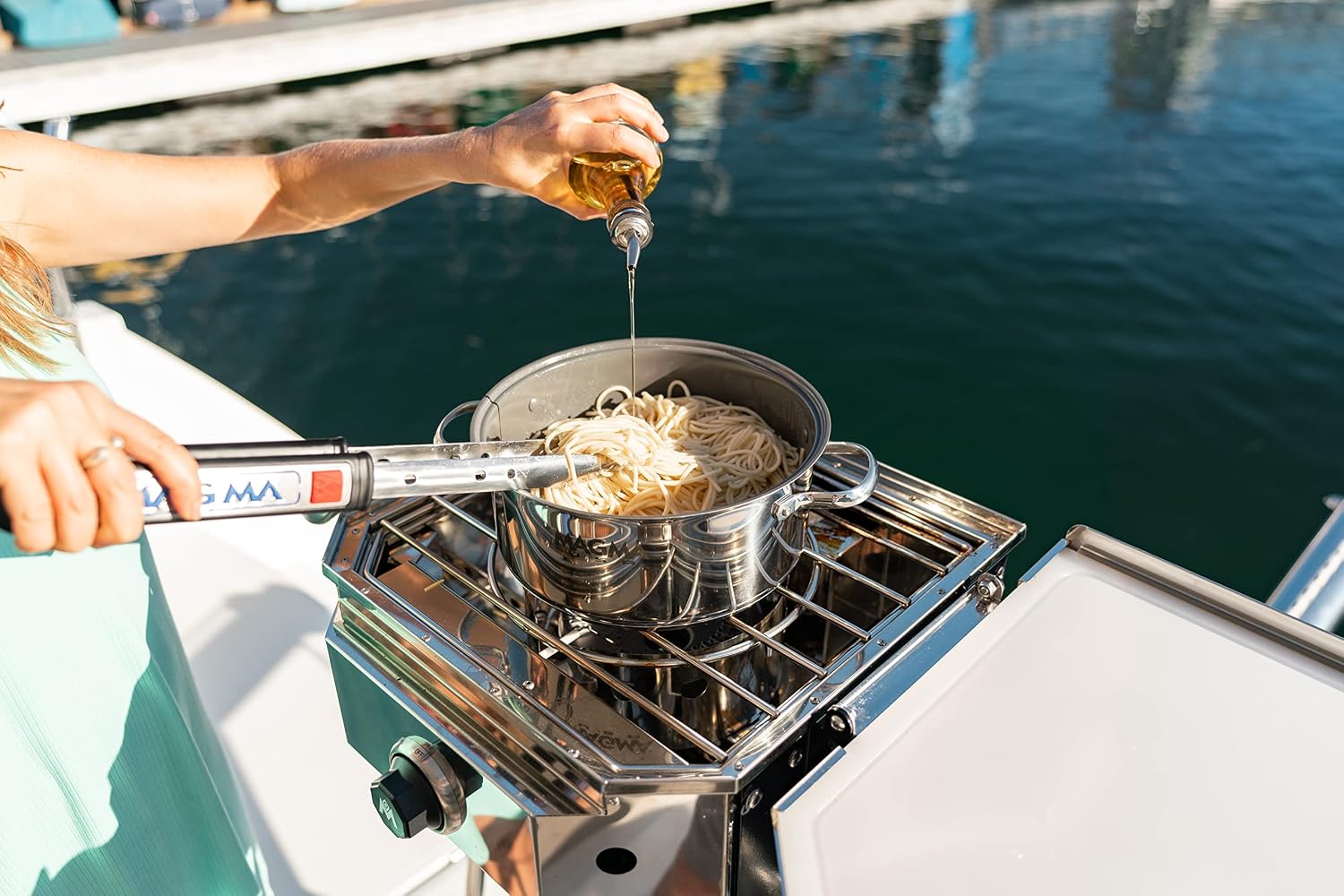MAGMA CO10-117-M, Marine Crossover Bundle, Single Burner Firebox and Grill Top (Single Burner)