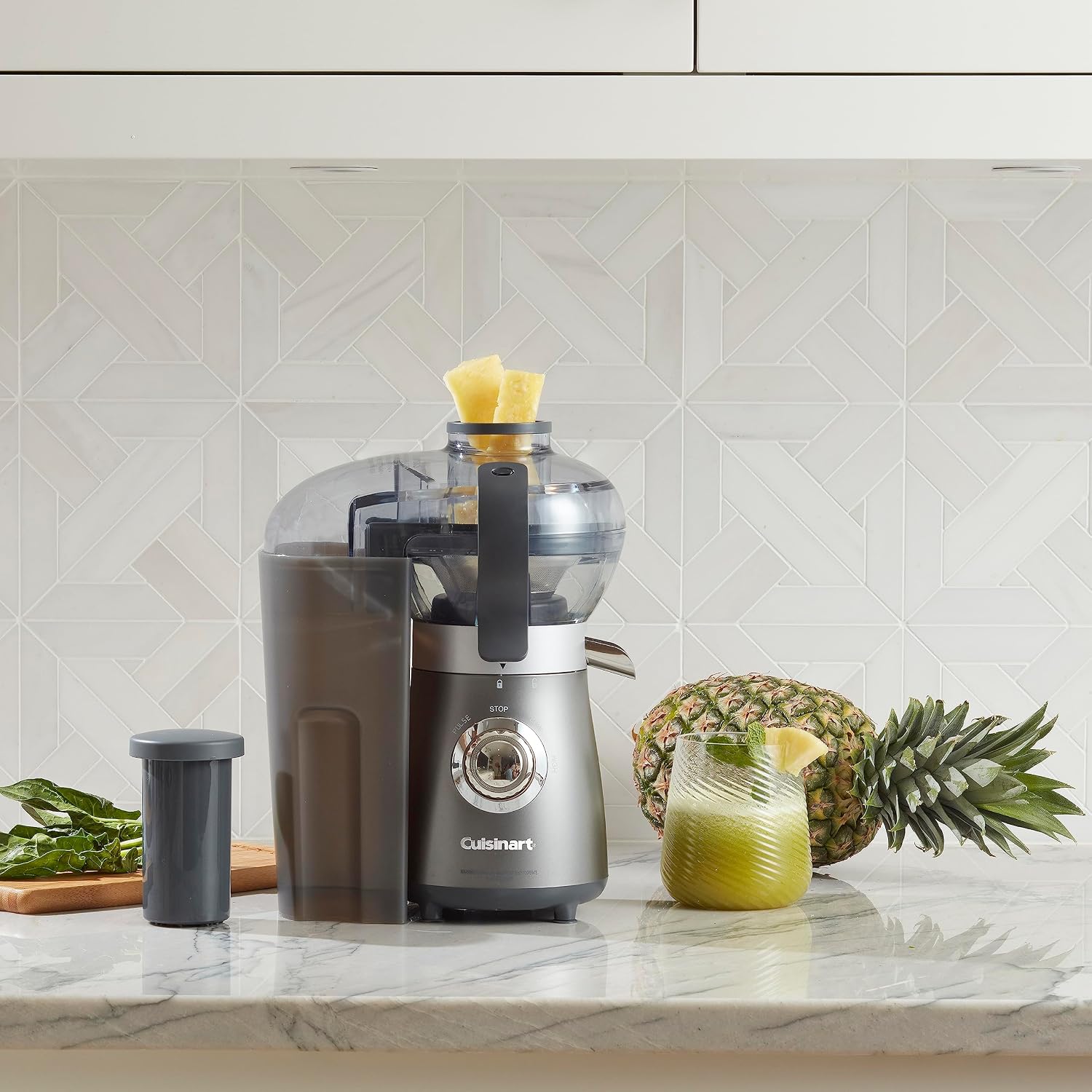 Cuisinart Compact Blender Juicer/Extractor, BJC-550