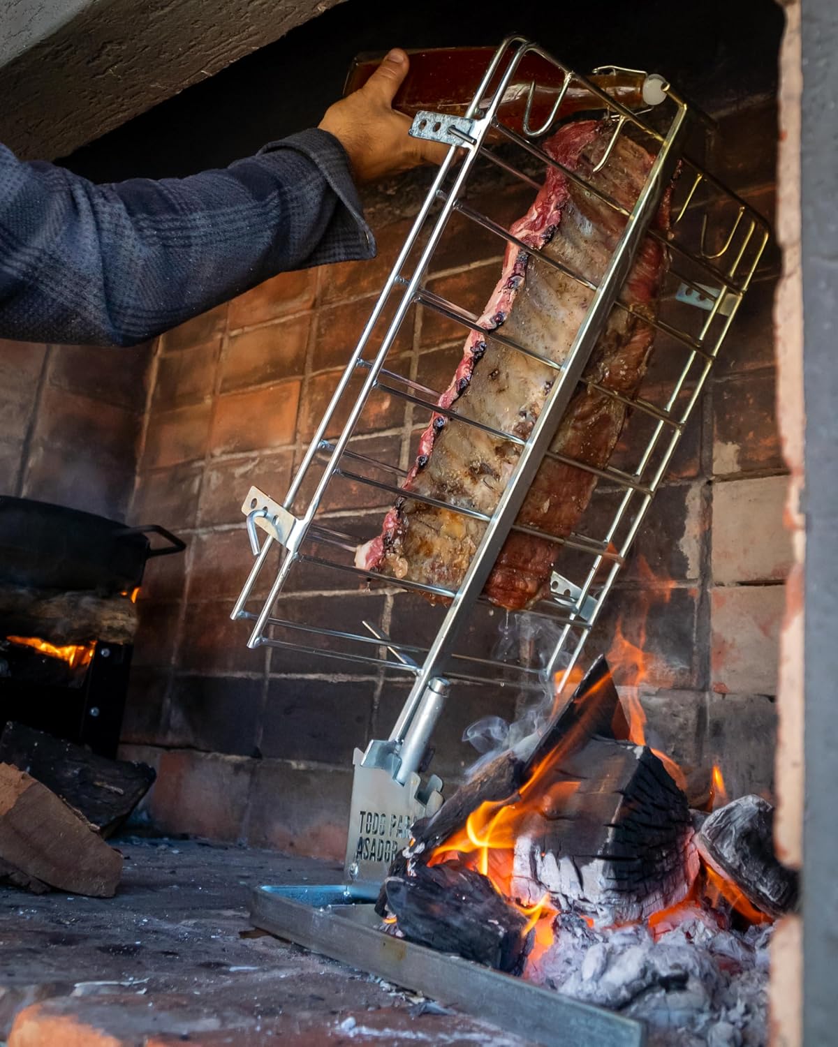 Argentine Asado Cross - Asador Criollo Estaca with Adjustable Base, Asado a la Cruz, BBQ Grill, Robust Design, Argentina grill outdoor, Includes Rotatable Cross, Durable Iron Construction