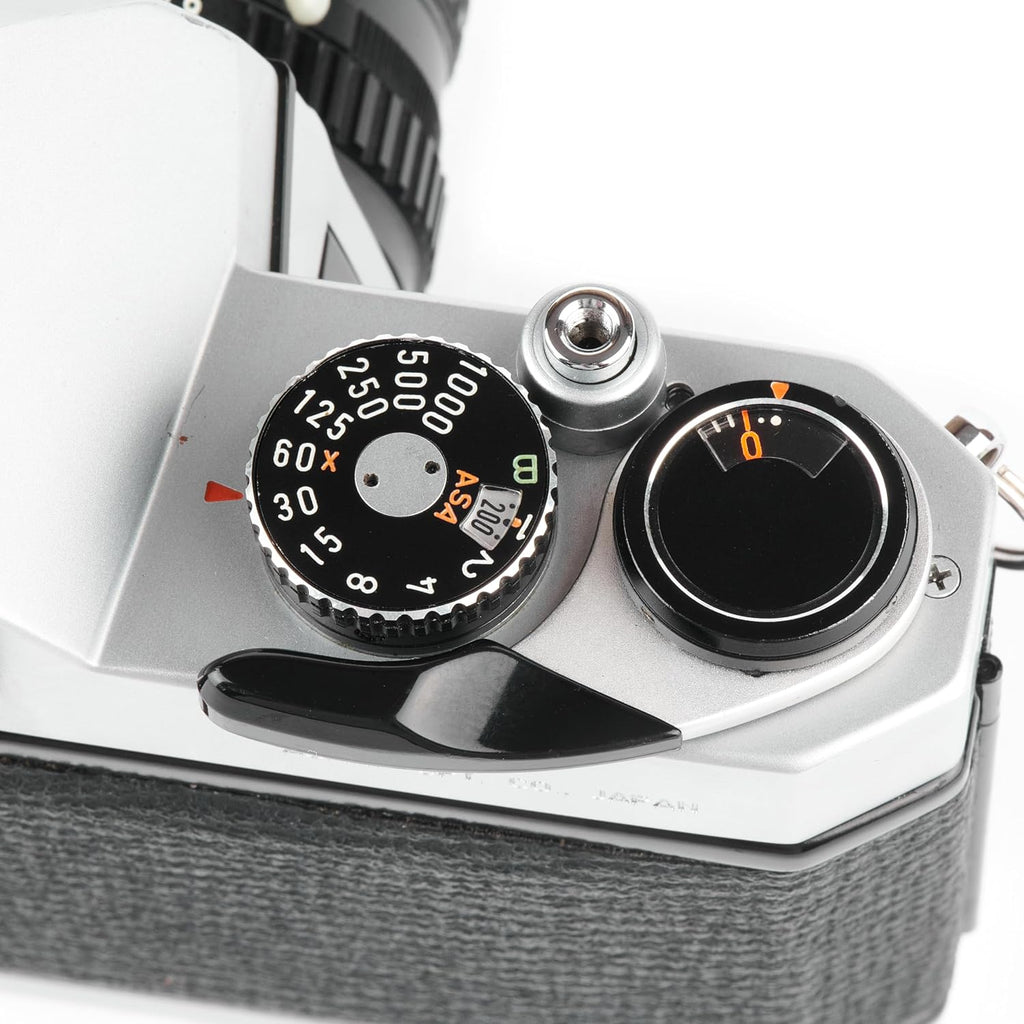 Pentax K1000 Manual Focus SLR Film Camera with Pentax 50mm Lens