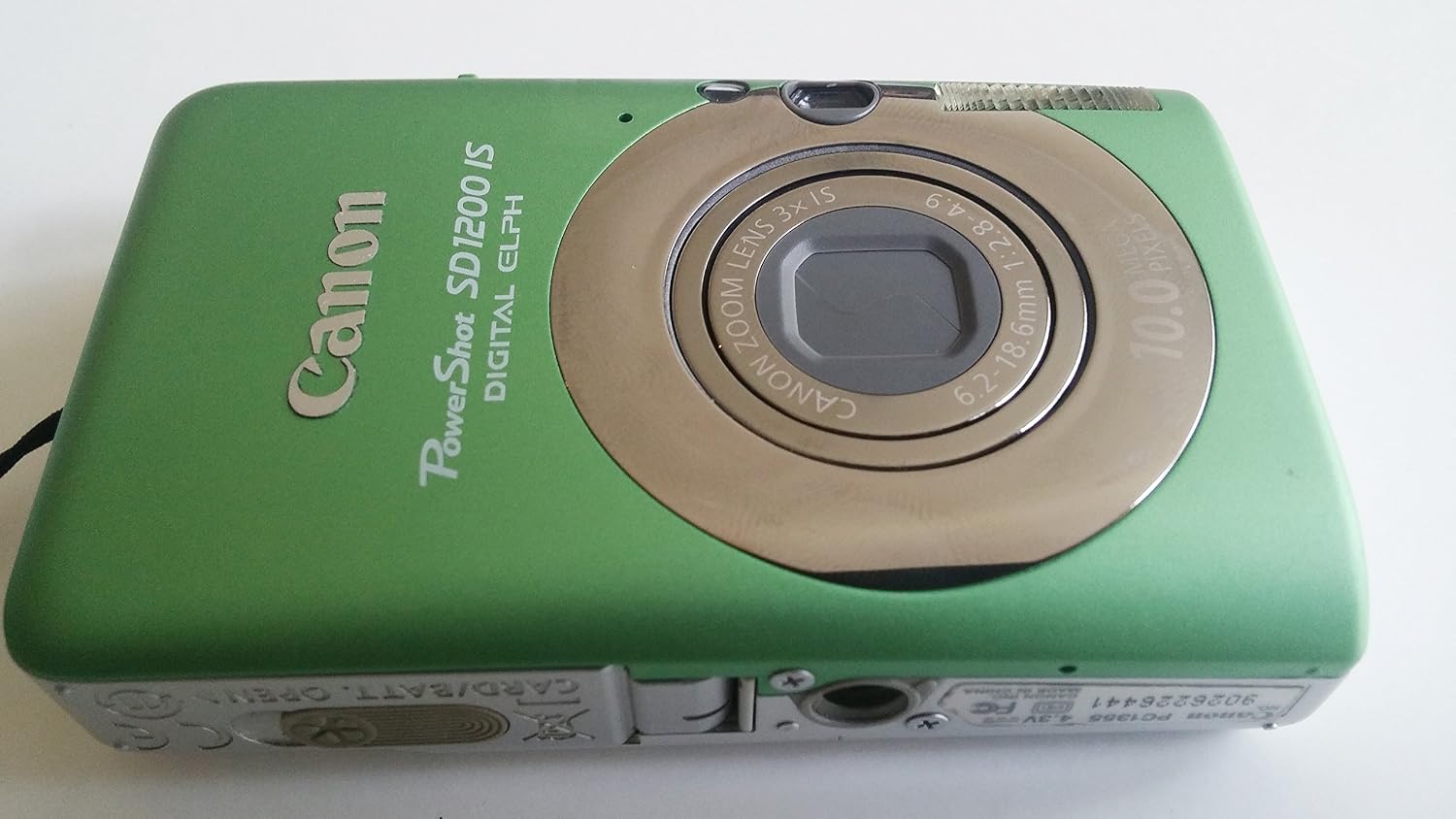 Canon PowerShot SD1200IS 10 MP Digital Camera with 3x Optical Image Stabilized Zoom and 2.5-inch LCD (Green)