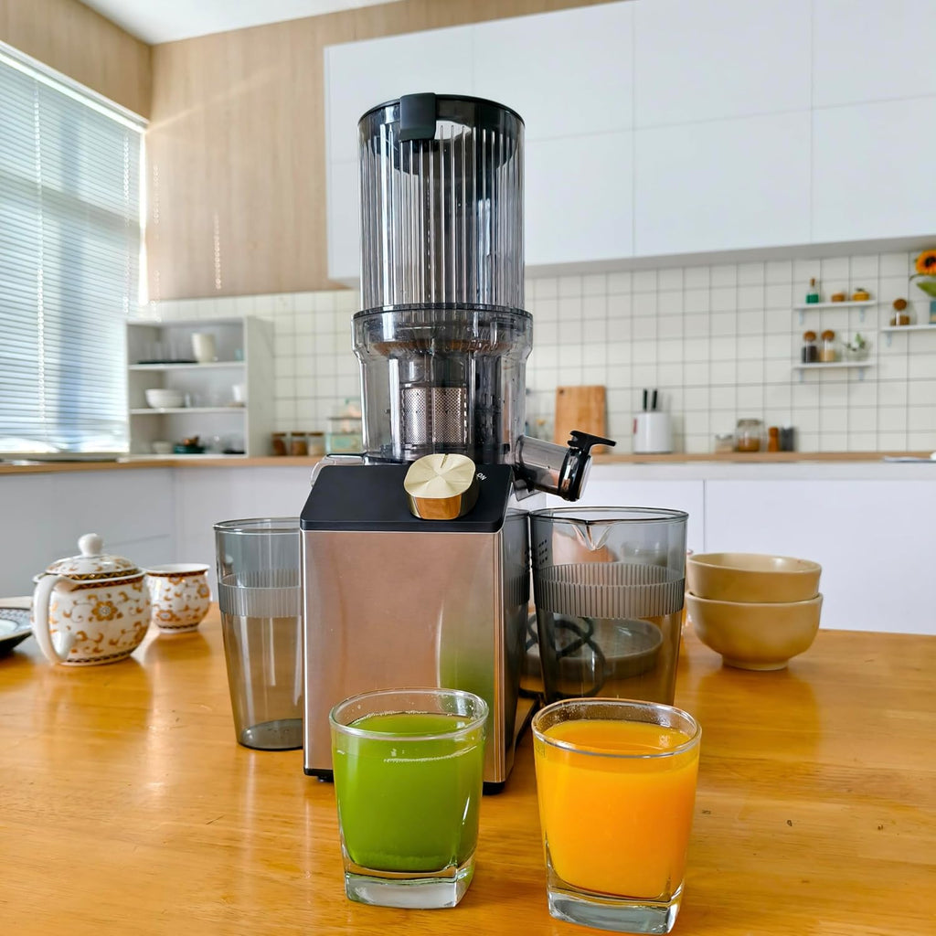 Cold Press Juicer, Juicer Machines with 4.35'' Wide Feed Chute, Stainless Steel Masticating Juicers Easy to Clean, Ergonomic Operational Panel Design, High Juice Yield, Golden Color Knob