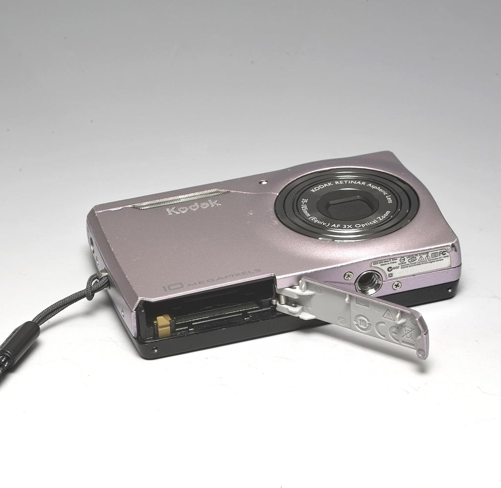 Kodak Easyshare M1033 10 MP Digital Camera with 3xOptical Zoom (Pink)