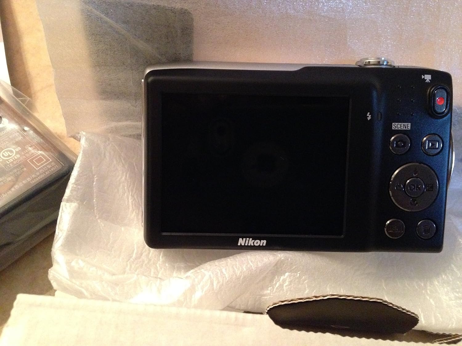 Nikon Coolpix S3200 16.0 Mp 6X Wide Optical Zoom Digital Camera (Silver)
