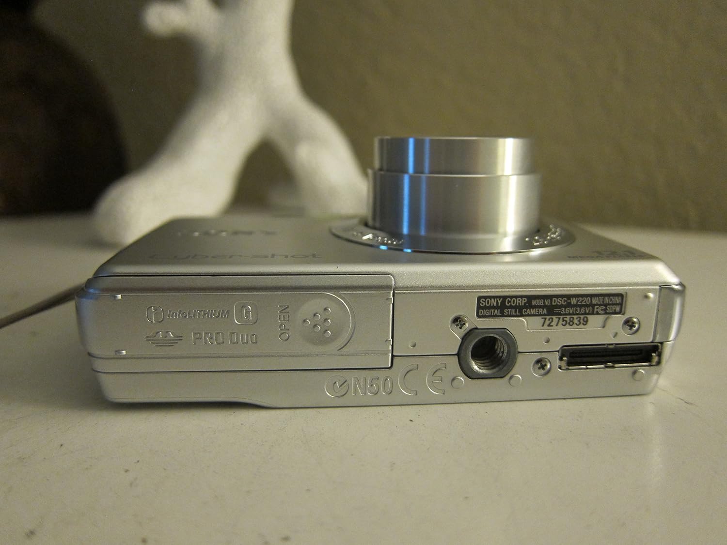 Sony Cybershot DSC-W220 12.1MP Digital Camera with 4x Optical Zoom with Super Steady Shot Image Stabilization (Silver)